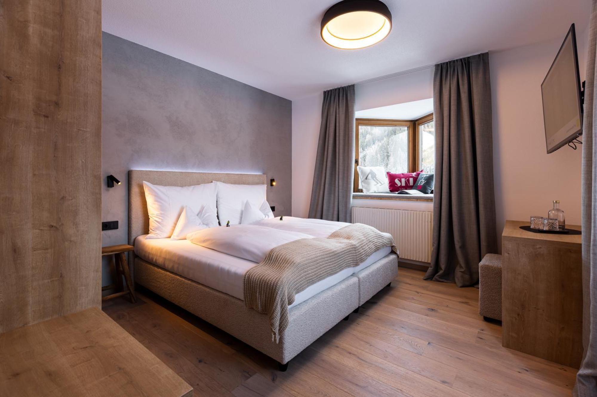Quality Hosts Arlberg - Afoch Fei - Das Landhaus Sankt Anton am Arlberg Exteriör bild