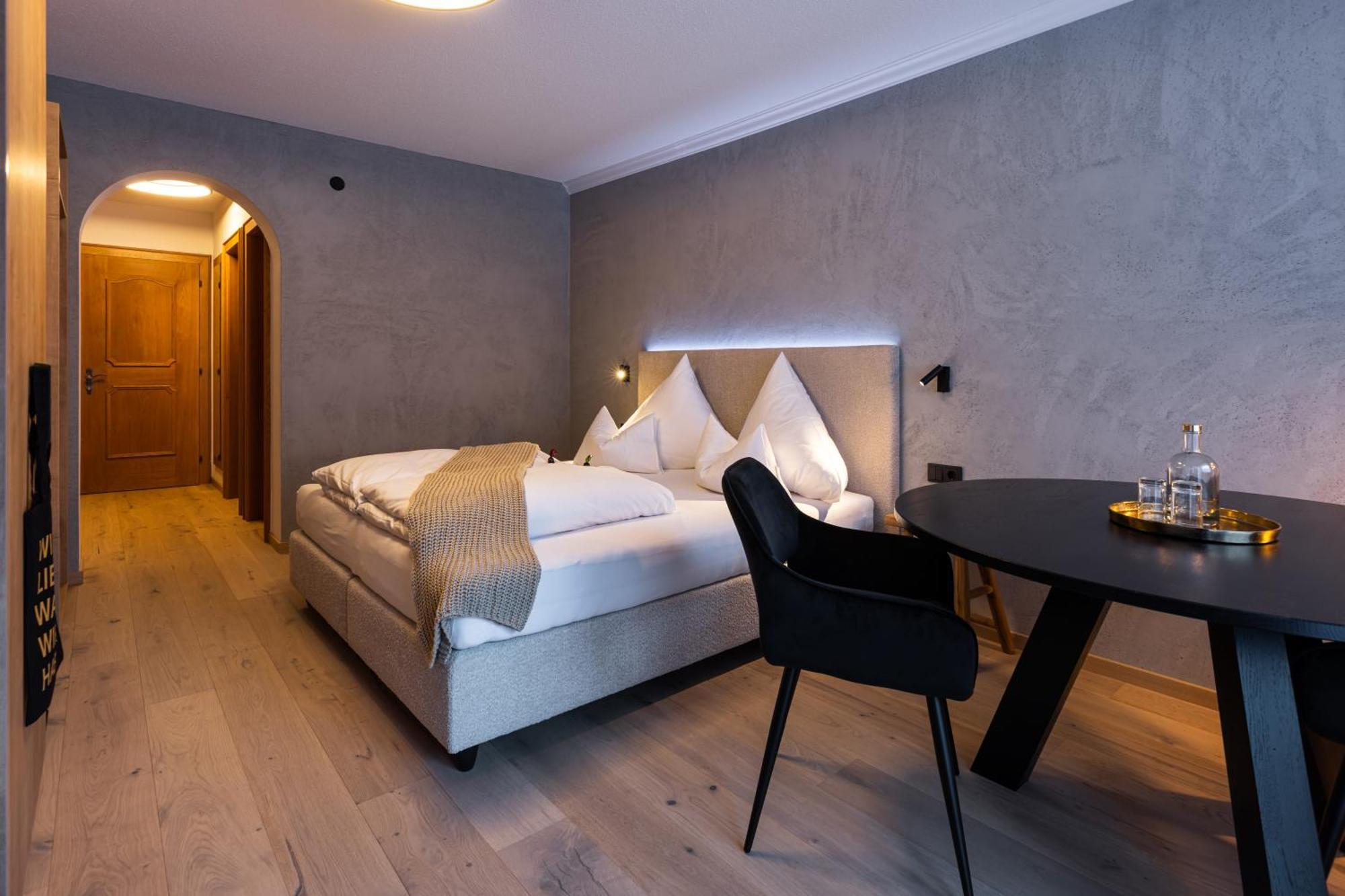Quality Hosts Arlberg - Afoch Fei - Das Landhaus Sankt Anton am Arlberg Exteriör bild